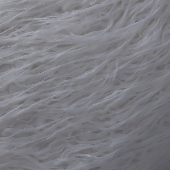 Large Fur Throw Pillow (1 pillow) - Picture 9 of 9